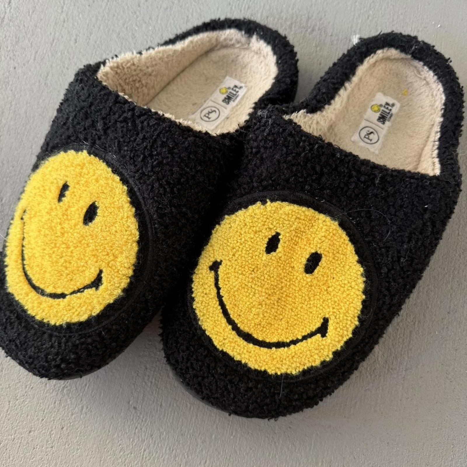 Women's Black And Multi Slipper